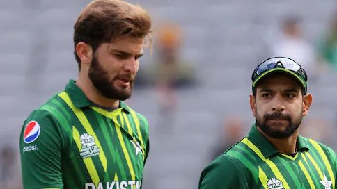 PSL Memes tweet media