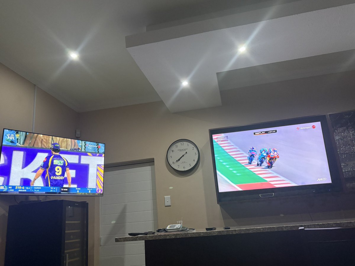 On the left, it is 6 from 8 for Mumbai Indians, on the right, its Pini taking the Moto 3 with 2 on the line. Somewhere in the middle, its my blood pressure machine 🤦‍♀️