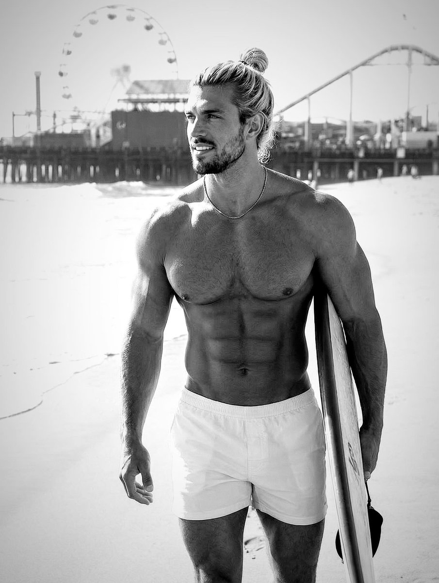 marko_valero's tweet photo. I’m gay🏳️‍🌈
35yo
185cm
19cm https://t.co/qd1fRRJpmm
