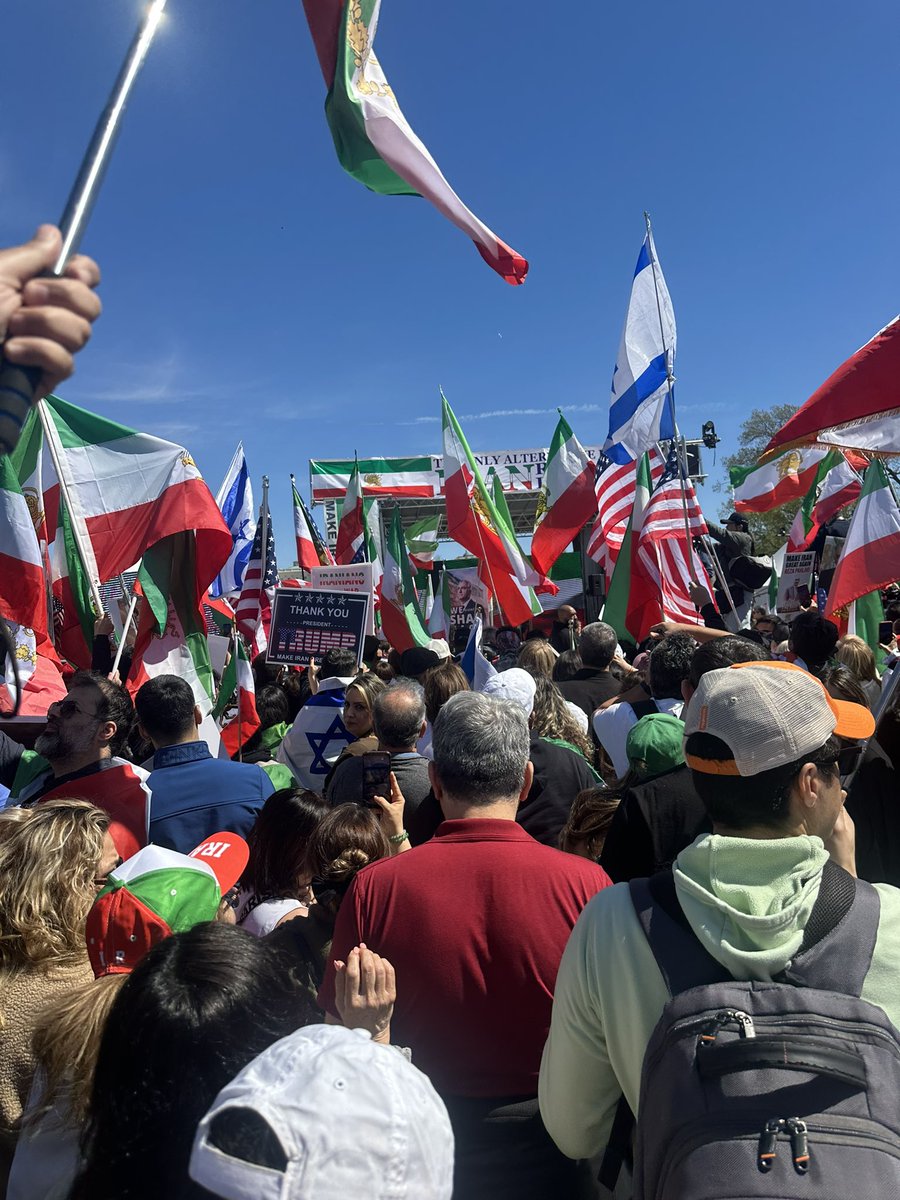 دکتر روزبه | Rouzbeh MD tweet media