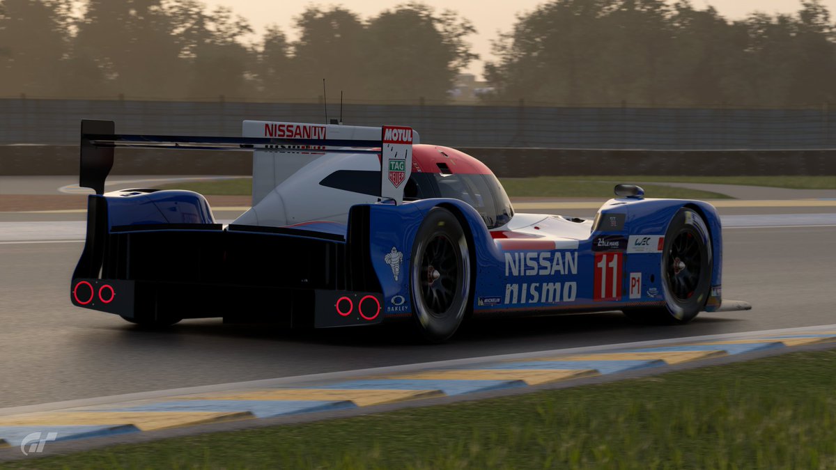 Amber Hawkins tweet media