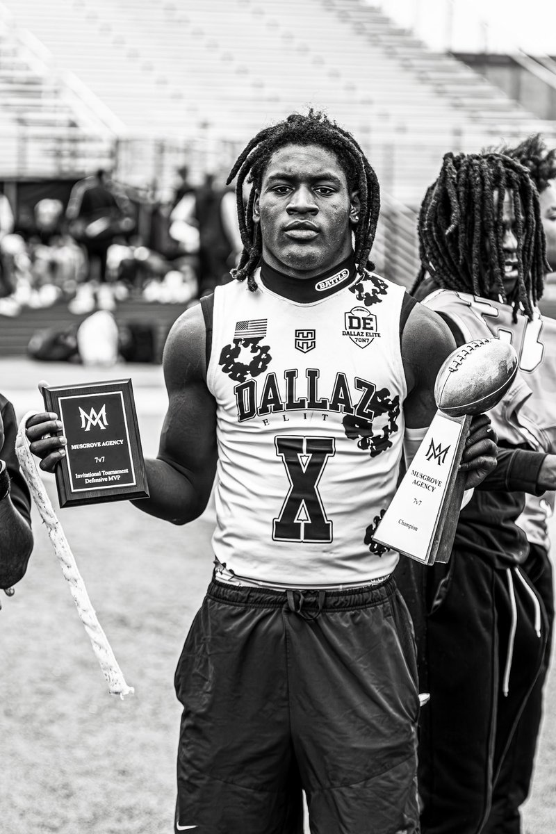 LakaiWyatt's tweet photo. After attending the Musgrove Agency 70n7 Invitational tournament I have received defensive MVP  with  10 touchdowns 3 picks 9 pbu’s @CoachNelly1391 @GreedyU3  #AGTG  #nothingwithoutGod https://t.co/QhYX15IFS2
