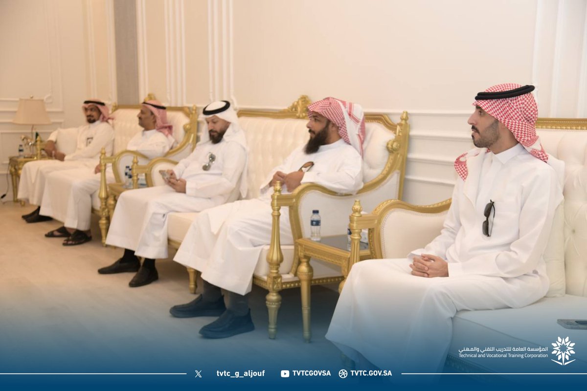tvtc_g_aljouf's tweet photo. تغطية |

أقامت #الكلية_التقنية_بالجوف حفل المعايدة بمناسبة عودة منسوبيها من إجازة #عيد_الفطر_المبارك، في أجواء أخوية سادتها الألفة والتواصل.

#التدريب_التقني https://t.co/tkLlkDkKpL