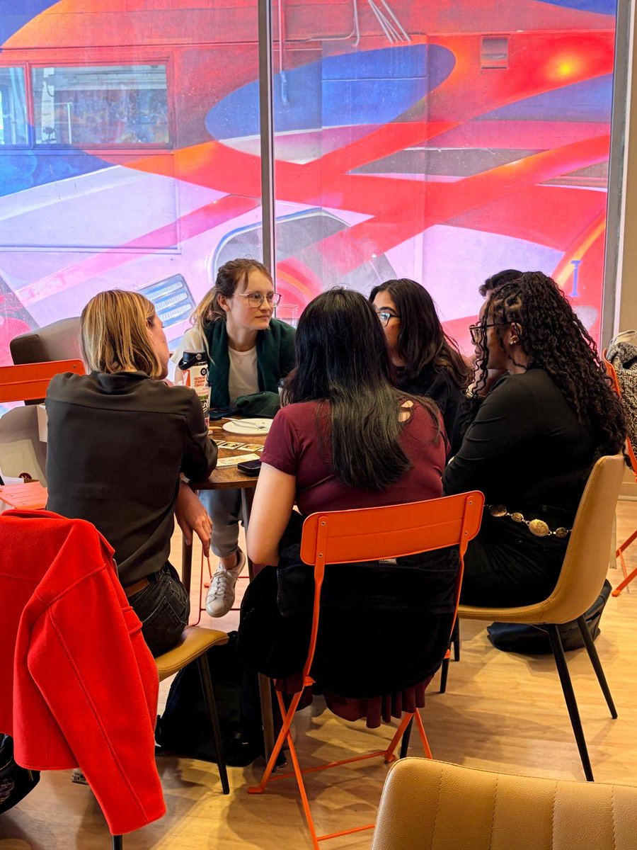 MarieW30940's tweet photo. Met women building some of the coolest things I’ve heard of to date 🤩 
@theden_crew https://t.co/a62KqzbcxS