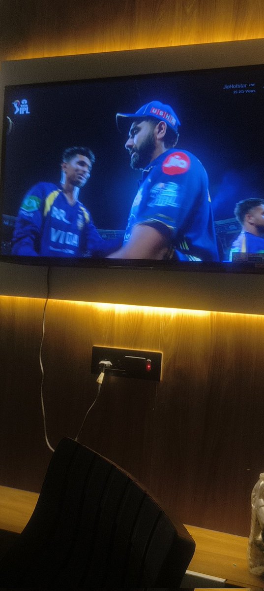 MalikTishu94397's tweet image. Rohit Sharma greatinnings #rohit #MIvsKKR