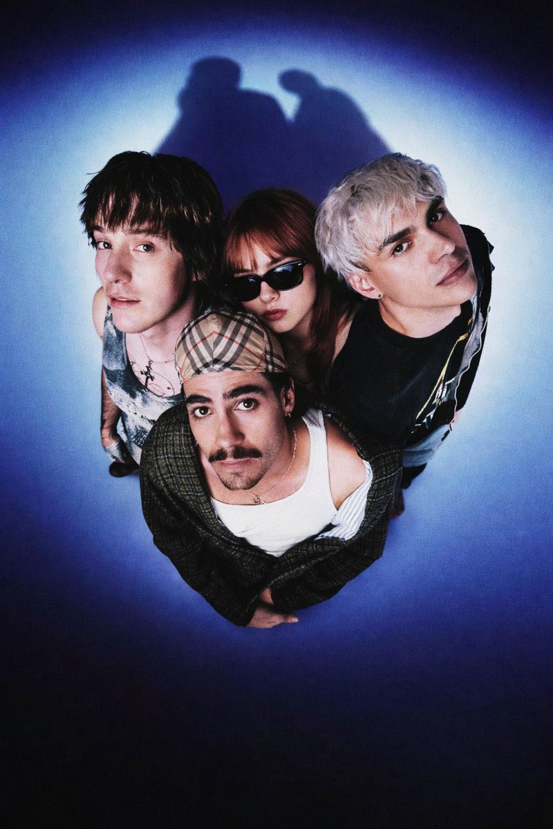 andyteamo tweet media