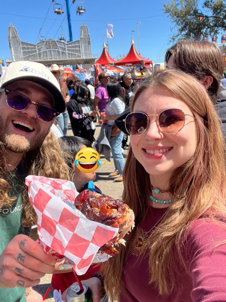 degen ghosty ☂️💧🛍️ tweet media