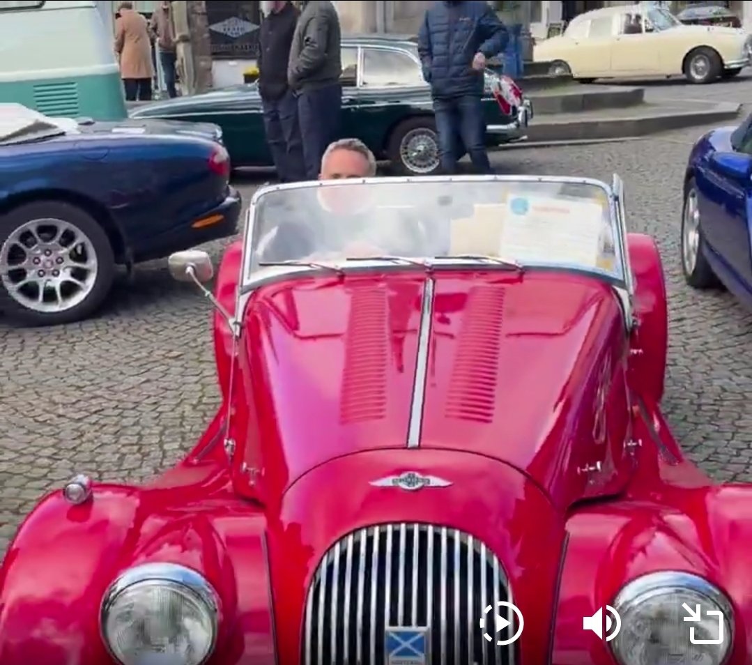 East Renfrewshire Asks tweet media