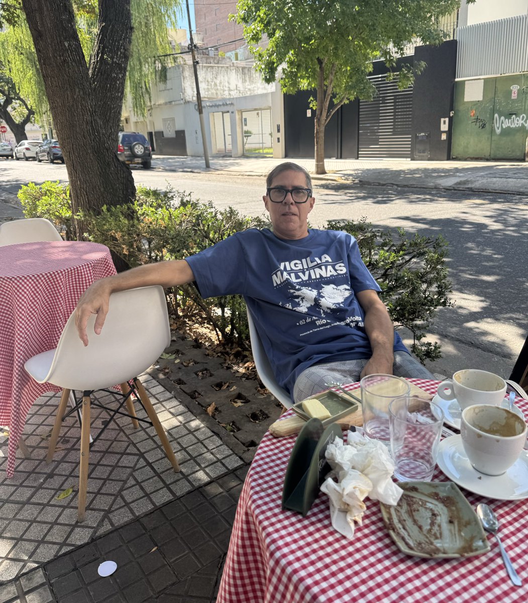 Tirano Prófugo tweet media