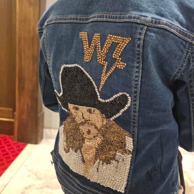 brittanyking001's tweet photo. Thank YOU for being so kind 🥹❤️⚡️ #WarrenZeiders
Last night was special @TurningStone https://t.co/gfPwQ78ptU