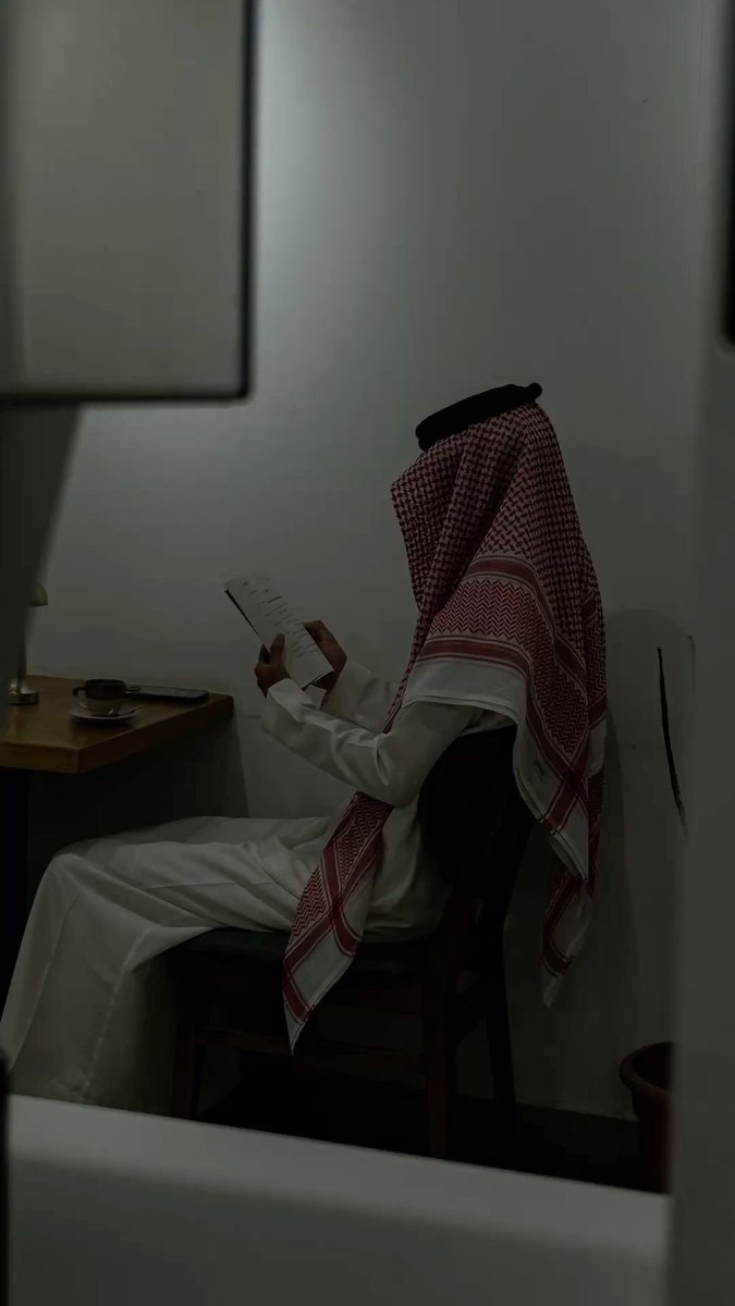 sl_m001's tweet photo. - لا تعتمد على امجاد الاجداد وتصبح مثل بني تغلب اللي قال فيهم الشاعر الجاهلي : 

نهى بني تغلب عن كل مكرمةٍ
قصيدة ٍ قالها عمر ابن كلثومُ

- الصح اللي يقول  فالح ابوعضيدة : 

يـقـولـون الـجـدود تـورث  الامـجـاد للاحـفـاد 
واقول امجادهم نوماس .. مير امجادي امجادي

. https://t.co/FZgL5z6iA0
