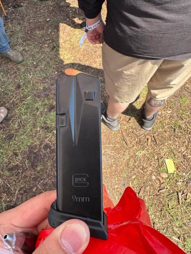 BattlecockActual tweet media