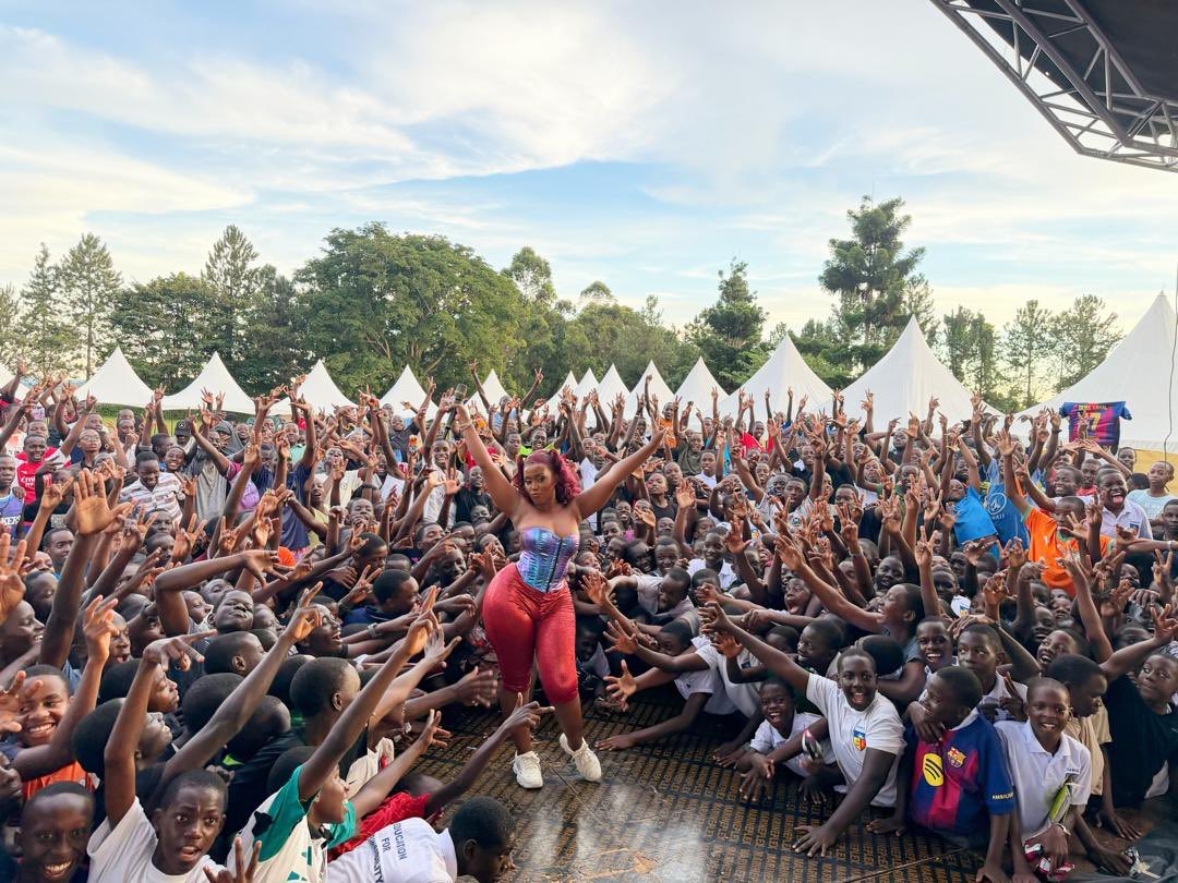 Roja Freeman tweet media