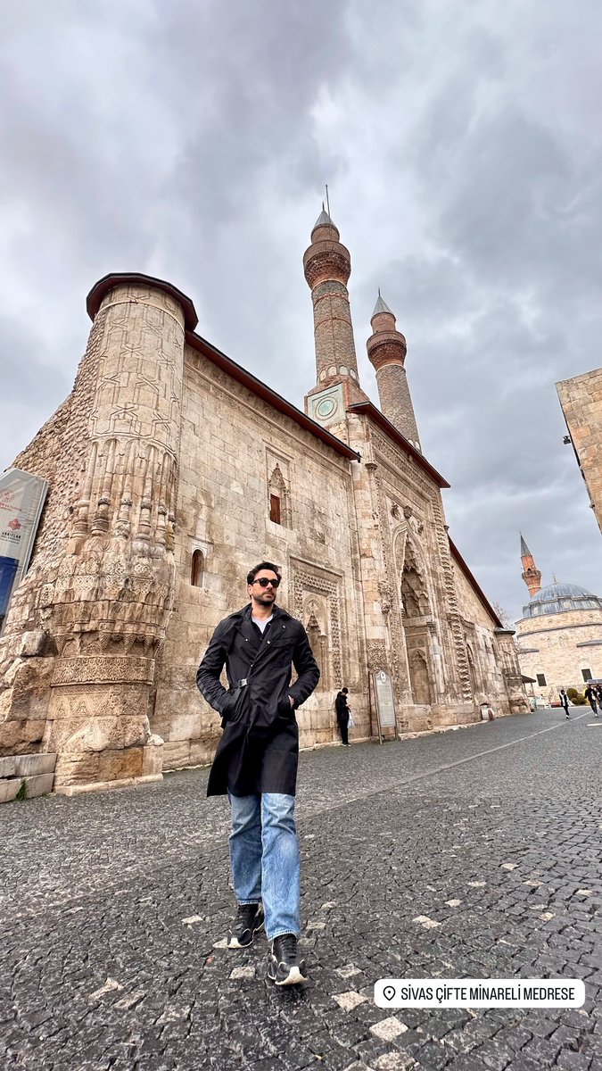 Ayşegül tweet media