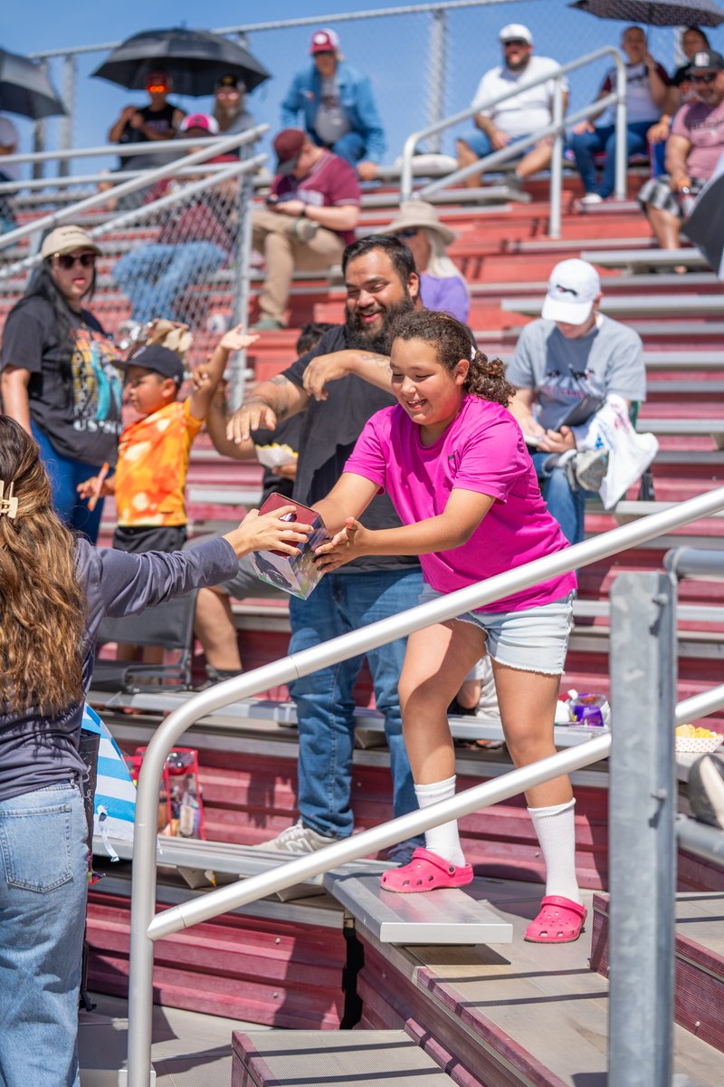 NMStateSoftball's tweet photo. Wave’s Birthday Party + the best fans around = a full house. 🎉

#AggieUp https://t.co/vBIfzN7kSg