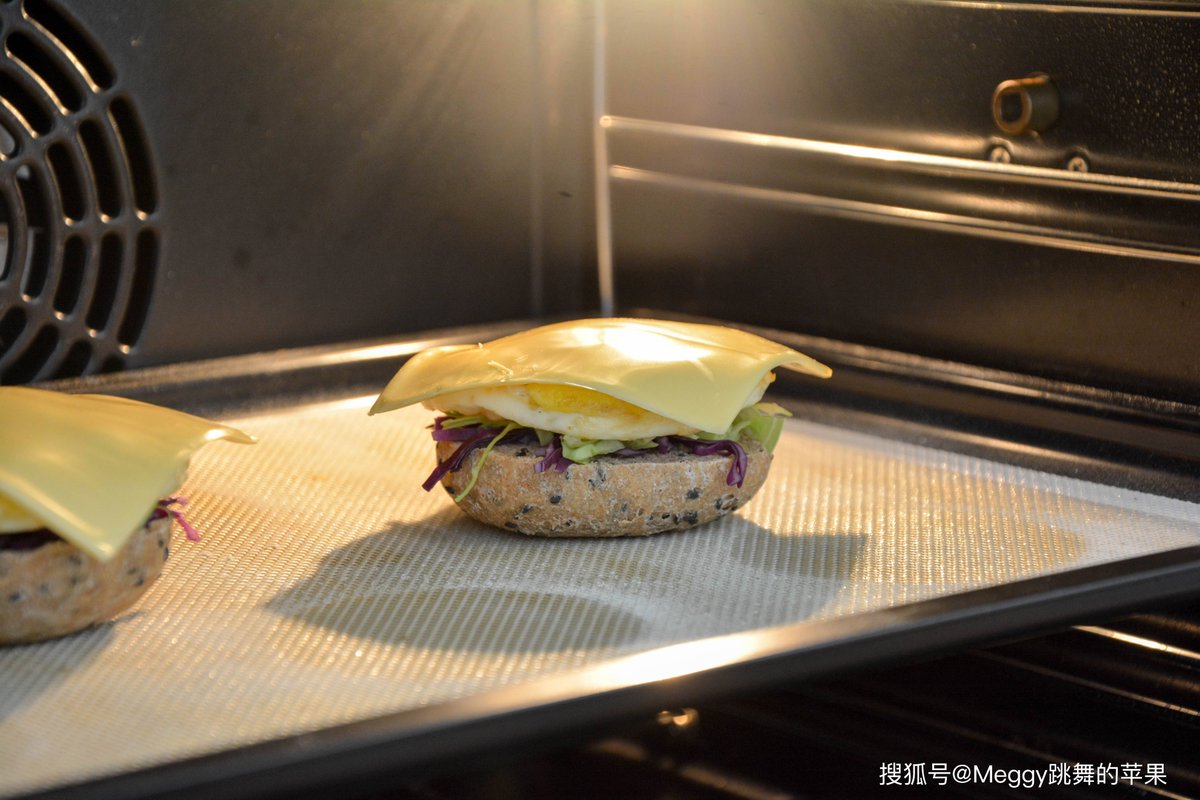 Valentina tweet media