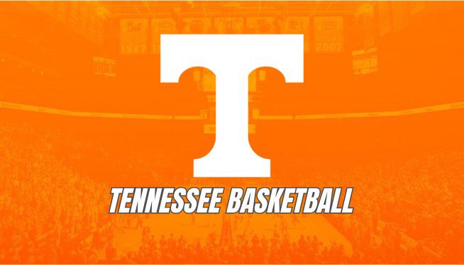 1045TheZone's tweet image. Let’s Go Get Em’ #GBO 🏀🍊

Hear @VolNetwork's coverage of @Vol_Hoops as they take on Michigan for a chance to go to the #Final4 now on @1045thezone 📻

💻» 1045thezone.com/listen

#Elite8 #MarchMadness