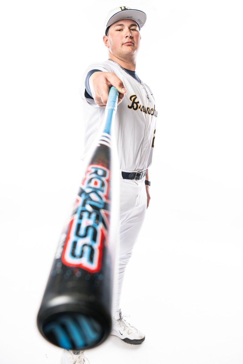 UCO Bronchos tweet media