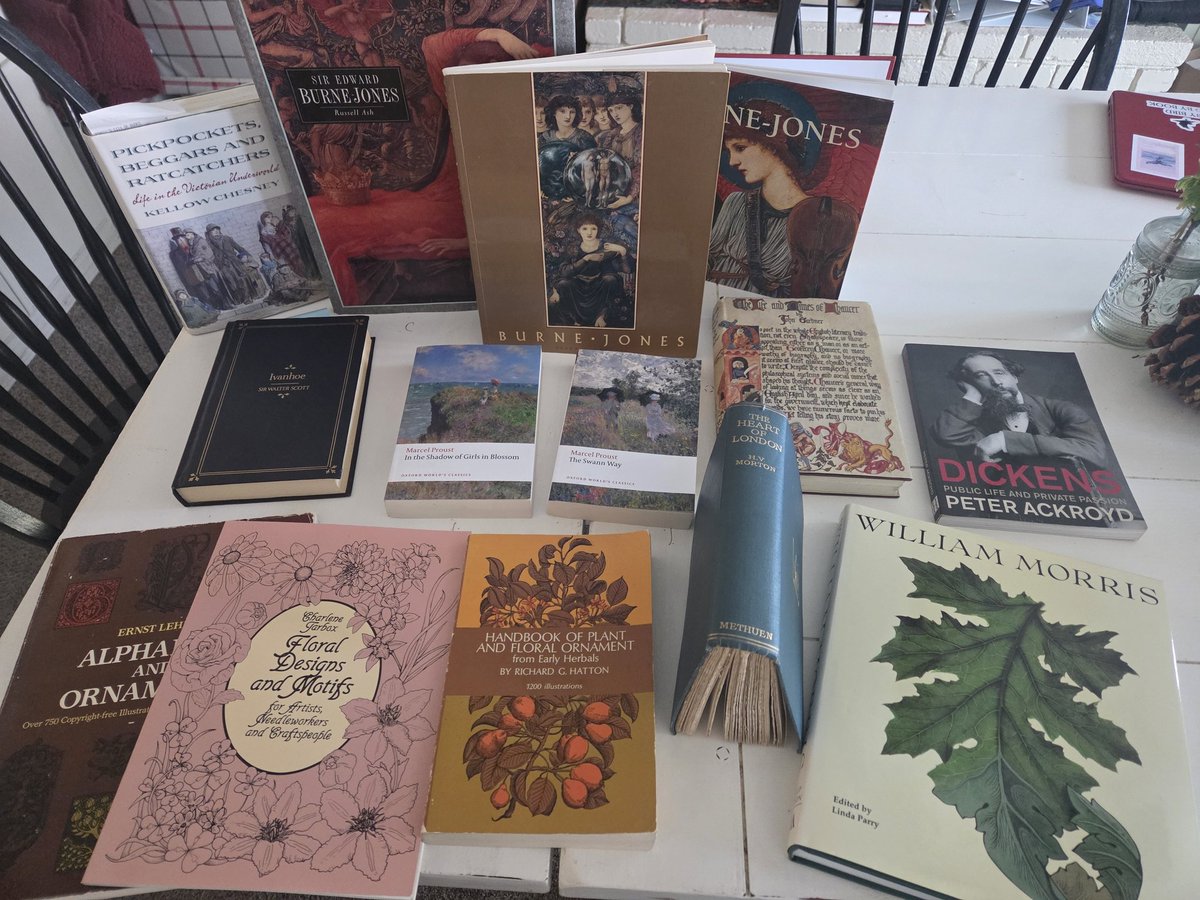 Boze Herrington, Library Owl 😴🧙‍♀️ tweet media