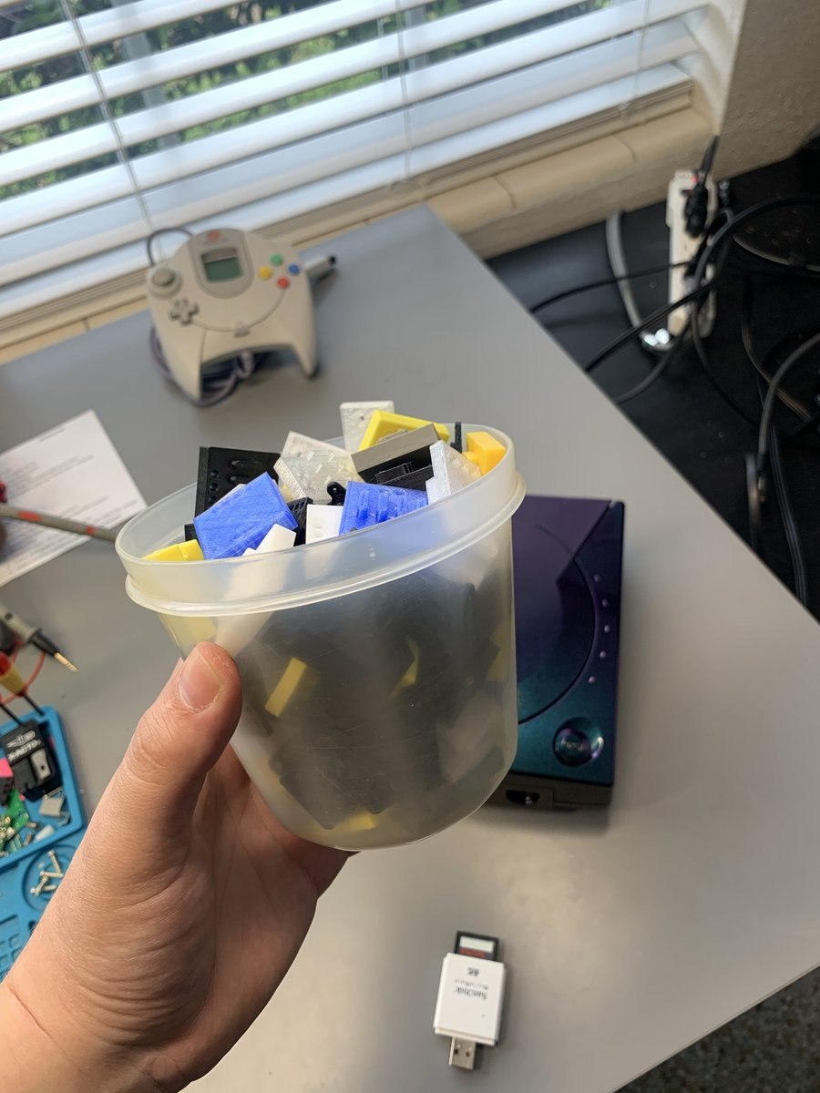 Pink Skeleton Gaming tweet media