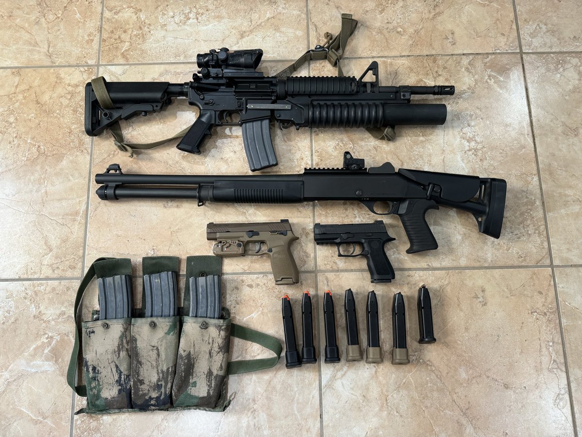 Wolverines_1984 tweet media