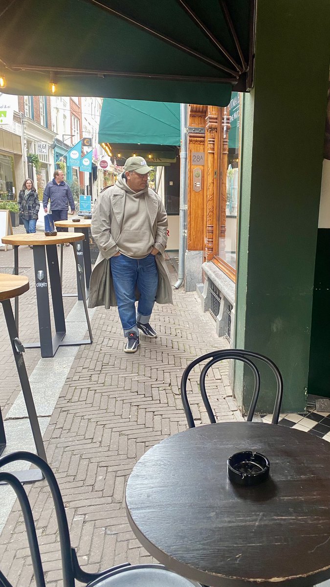 houseofcouture's tweet photo. Strolling around in Den Haag City.... https://t.co/mDZjR5SosD