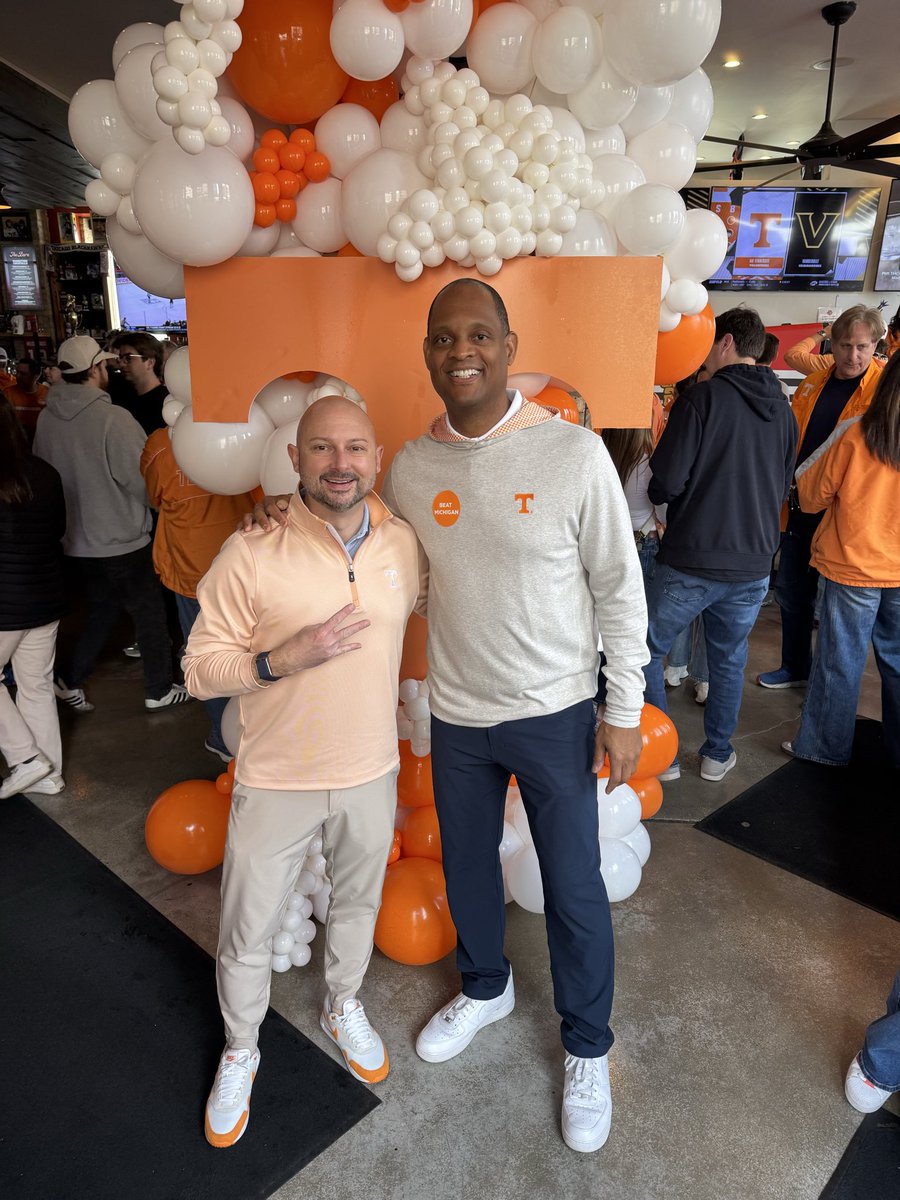 Brian Broyles tweet media