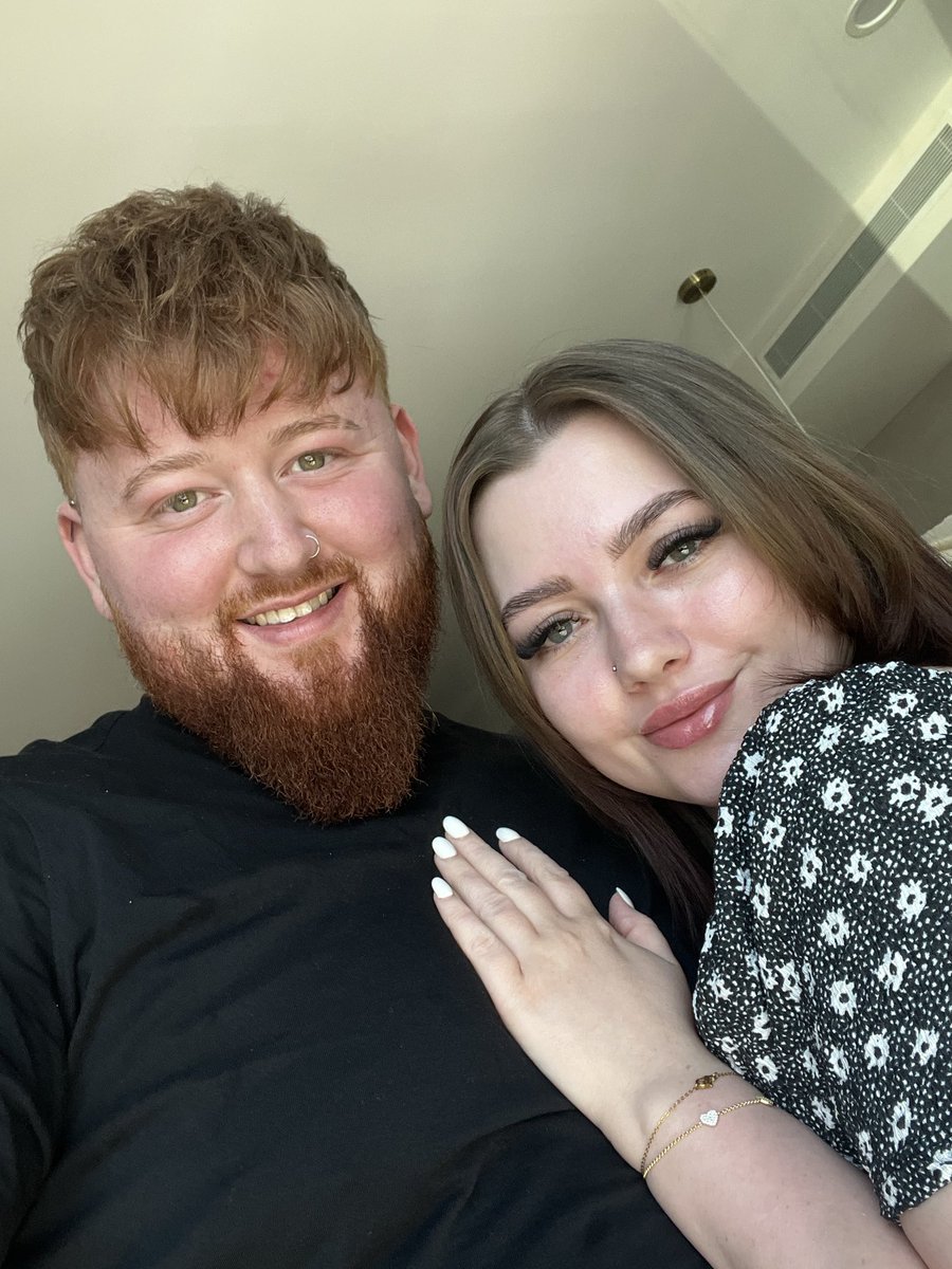 Nat & George tweet media