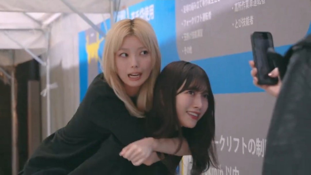 lil_$aku$aku⊿🌸 tweet media