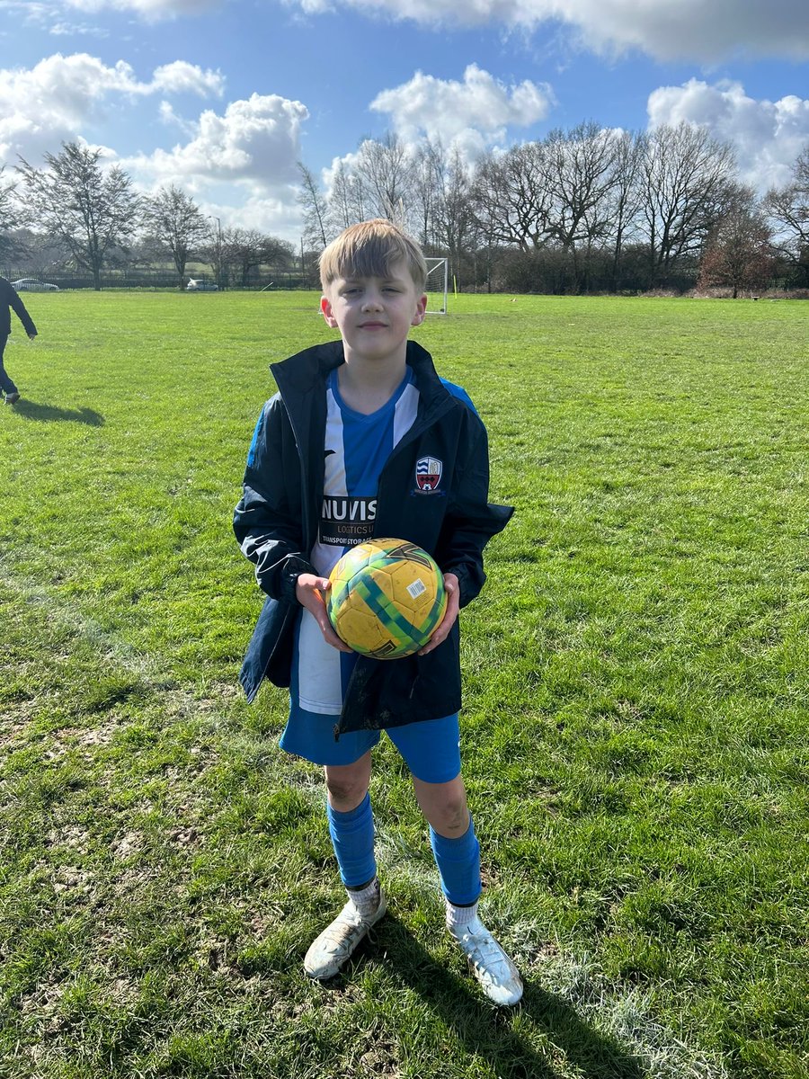 BoroughJfc's tweet photo. ⚽️💙 Our under 11s made it 5 wins in a row against some very tough opposition last weekend. Player of the match went to Harry 🏆 for scoring 3 goals ⚽️💙 https://t.co/Z1J3JC8Mbh