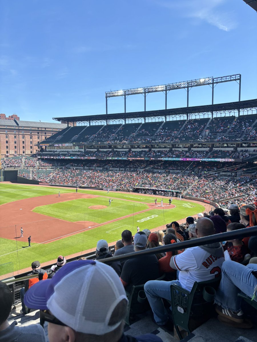 ManiBenton tweet media