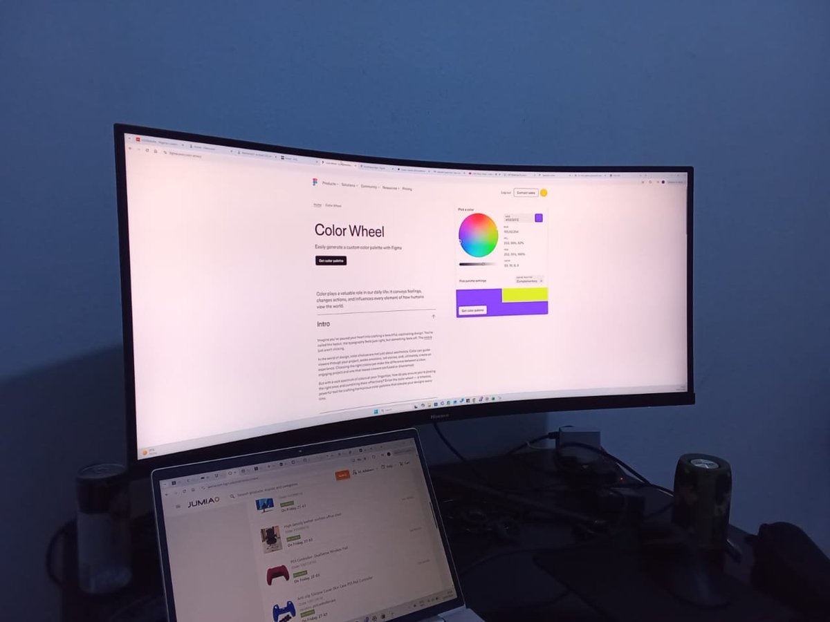 CloudGeniusTW's tweet photo. Ladies and gentlemen, boys and girls.... I present to you my brandnew, hisense curved monitor. 

Forget you saw the amstel malt 😂. https://t.co/s48bavmJhy