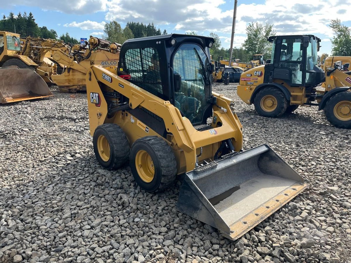 machinerytrader's tweet image. 2023 CATERPILLAR 236D3 Wheel Skid Steer For SALE! 💪

🔥 Only 95 hours
⚙️ Reliable CAT power

View the skid steer here ➡️ ow.ly/YwZ850Yyghk

#Caterpillar #MachineryTrader #SkidSteers #WheelSkidSteers
