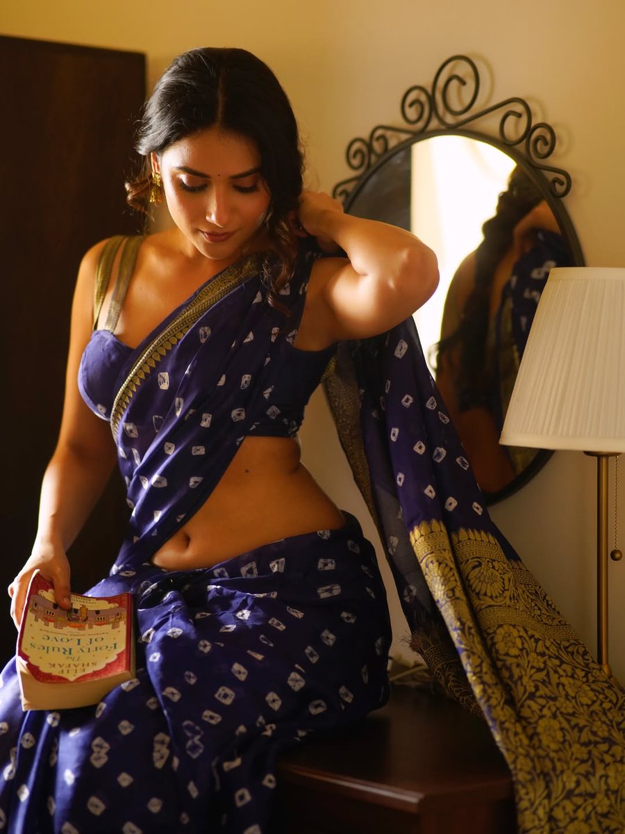 Yours Framefully tweet media