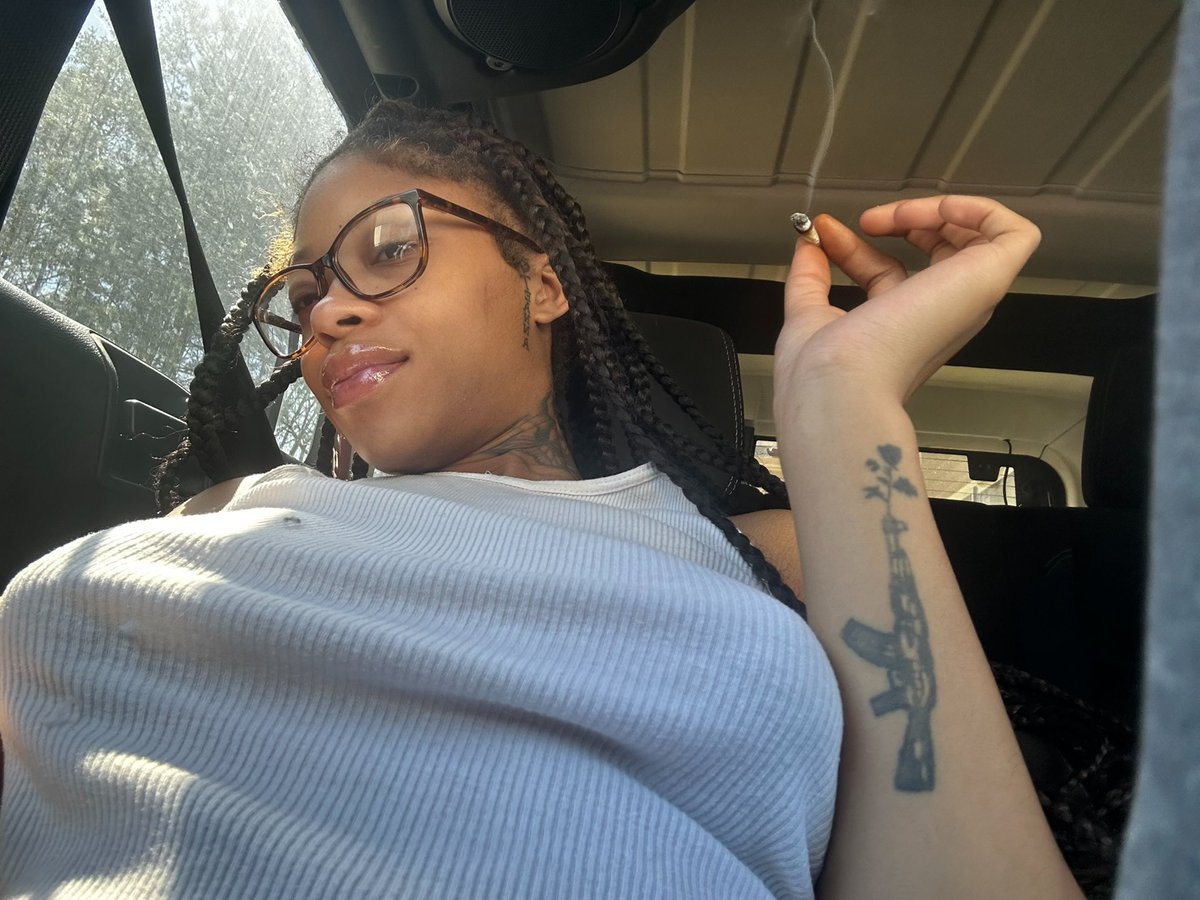 mommy tweet media