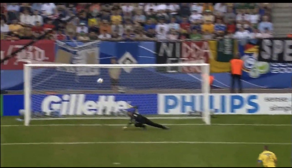 توماس .. tweet media