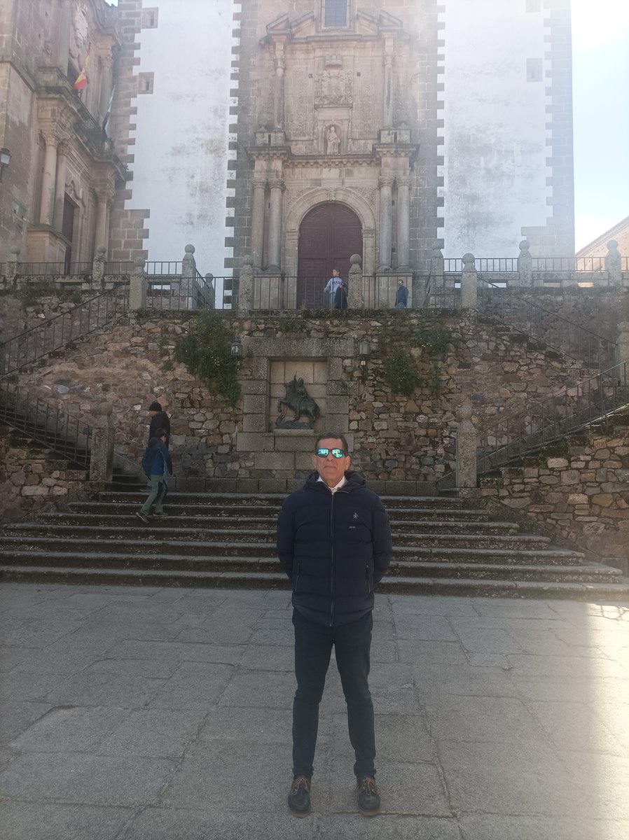 Esteban Mira tweet media