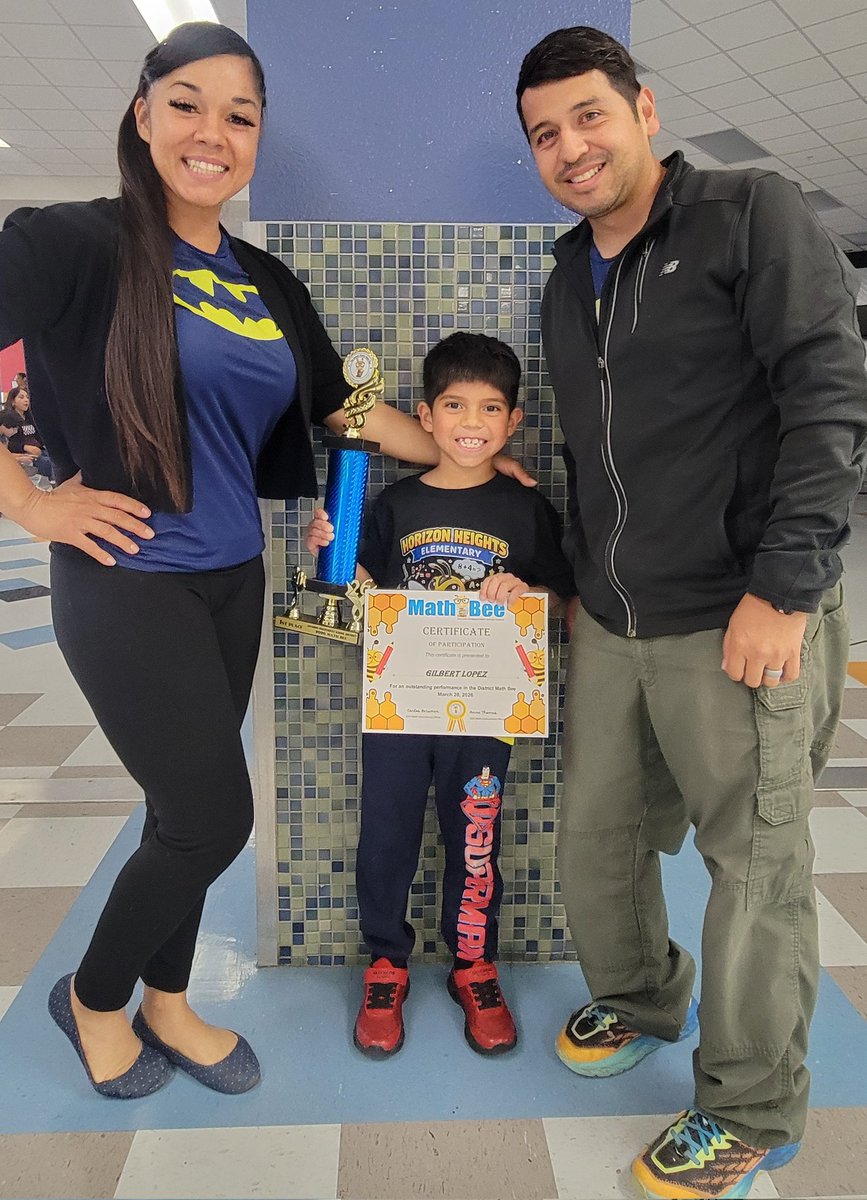 HHeights_ES's tweet image. Our Hornets are buzzing with brilliance! 🐝✨ Scholars in grades K–5 proudly represented at 9th Annual Math Bee, showcasing speed, accuracy, and a love for learning. We are so proud! #HornetPride #MathBee #TeamSISD #ThrivingAtTheHive