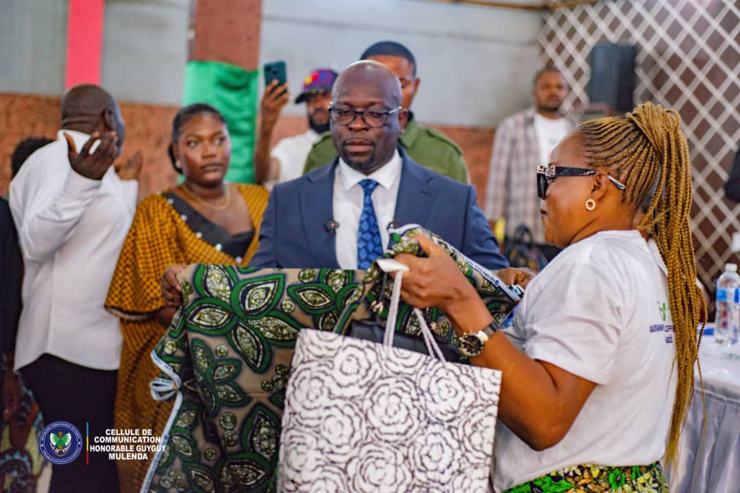 rkitsita's tweet image. #Kinshasa: Double célébrations me 27 mars denier pour le député provincial élu de Masina @MulendaGuyguy. Ce jour a marqué la sortie officielle denier l’ONGD ADD et de la  célébration du mois dédié à la femme.

la cérémonie a réuni plusieurs visages politiques  et administratif