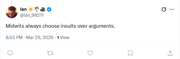 white_fri2z tweet media