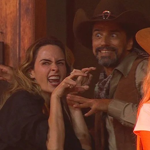 Central Reality tweet media