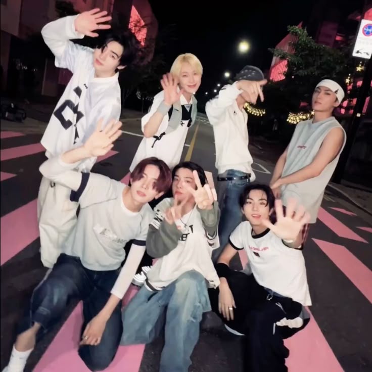 Yunkune | ENHYPEN IS 7 tweet media