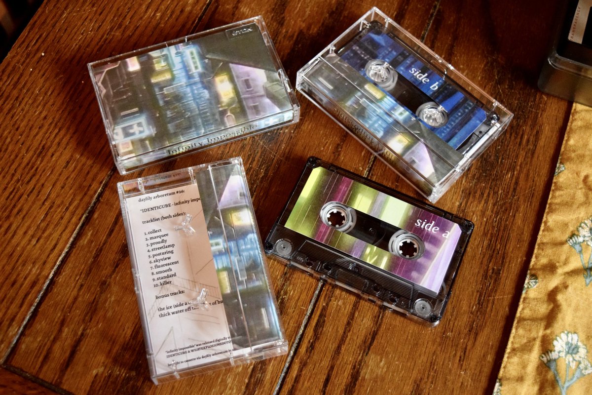 thor__cb's tweet photo. announcing…

daylily arboretum # 26:

“IDENTICUBE - infinity impossible”

some classic-style vapor for the soul.

12 tapes in total, live on friday 04/03 @ 5pm CDT 🧊

https://t.co/j2FGPrxgLP https://t.co/TxLVihUKeG