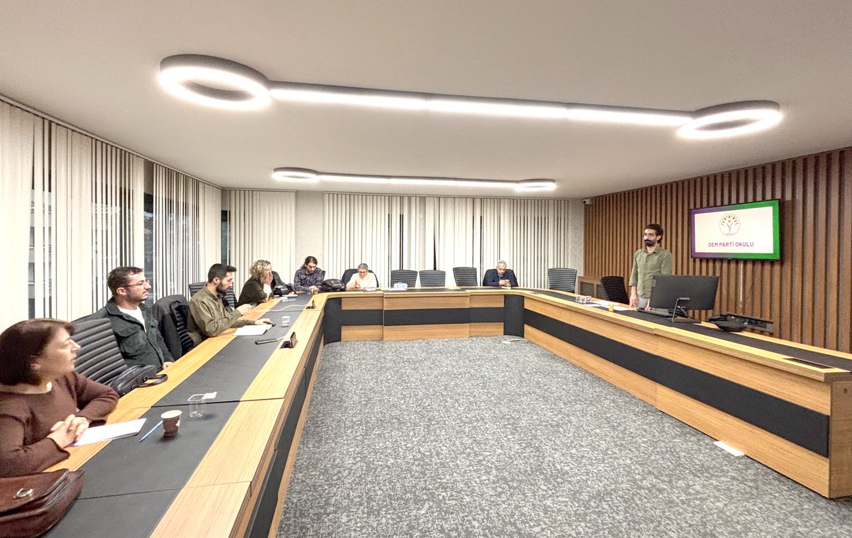 DEM Parti Okulu tweet media