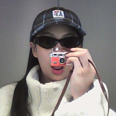 ตาออมคับเมีย tweet media