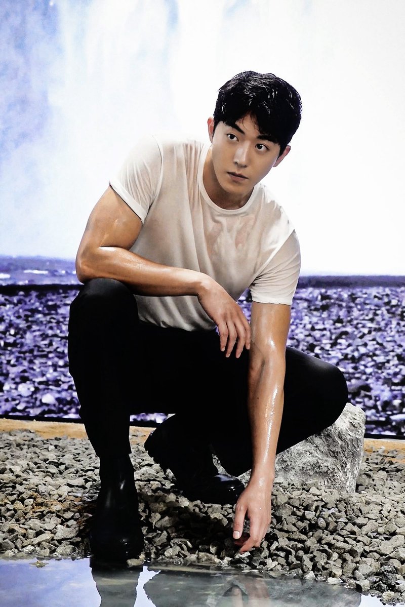 𝐠𝖺𝗎𝗍𝗁𝗂𝖾𝗋. 𝒂𝒖 tweet media