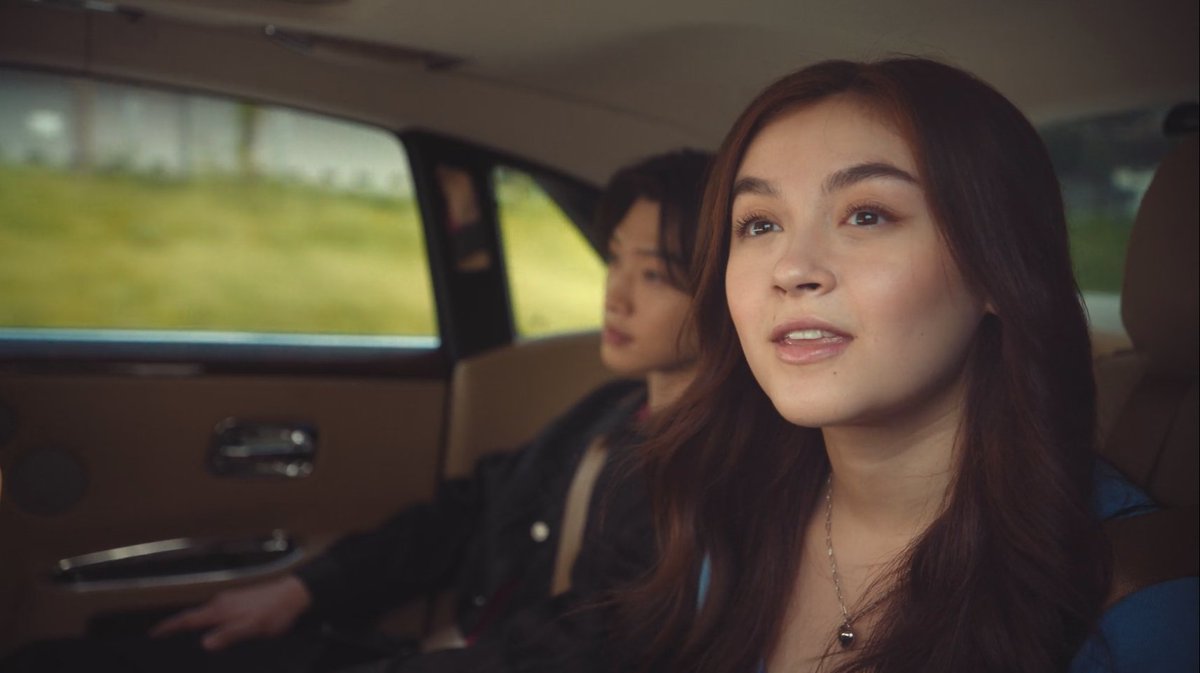 Random TV Screenshots tweet media