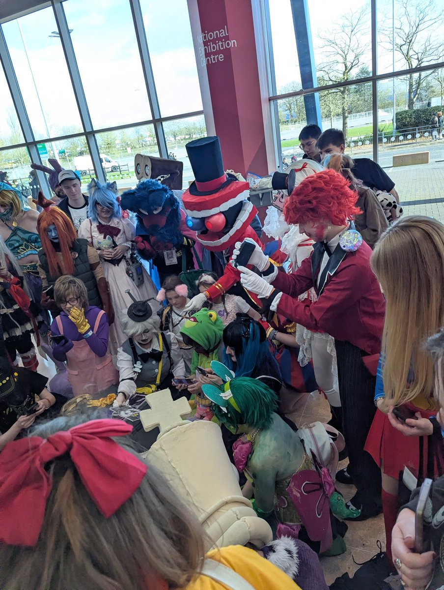 NotSoRedGuy tweet media