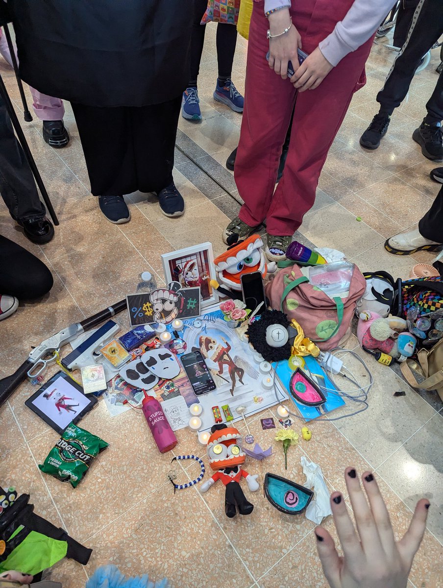 NotSoRedGuy tweet media