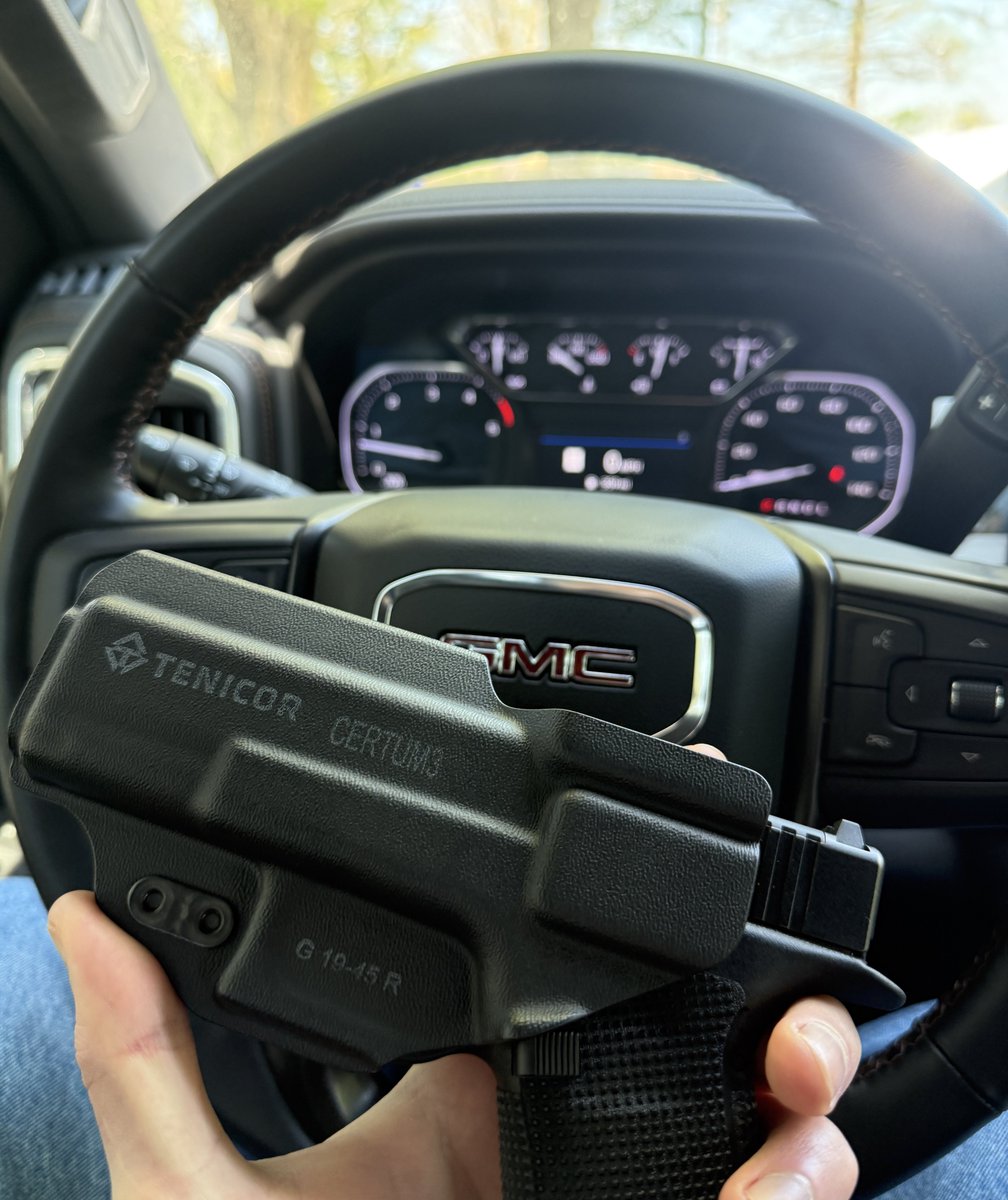 hotlneblng tweet media